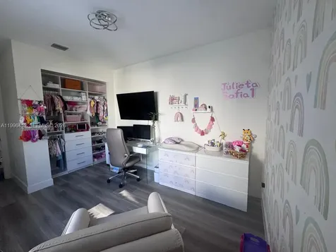 10412 NW 63rd Terrace Doral FL 33178