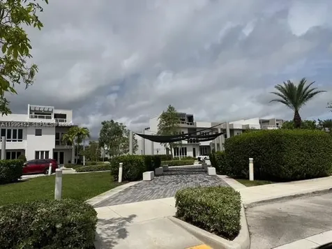 10412 NW 63rd Terrace Doral FL 33178