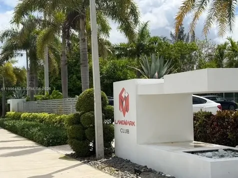 10412 NW 63rd Terrace Doral FL 33178