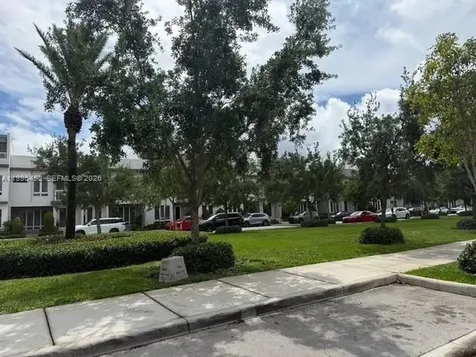 10412 NW 63rd Terrace Doral FL 33178