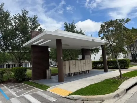 10412 NW 63rd Terrace Doral FL 33178