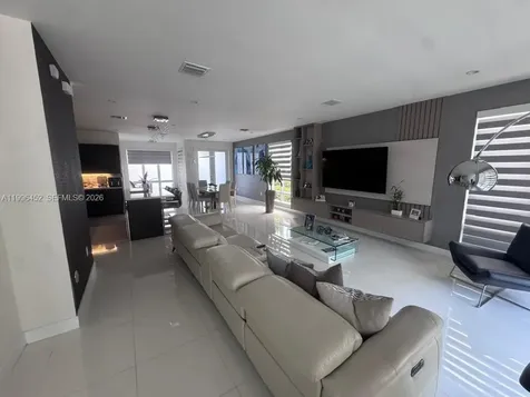 10412 NW 63rd Terrace Doral FL 33178