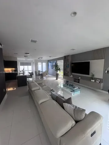 10412 NW 63rd Terrace Doral FL 33178