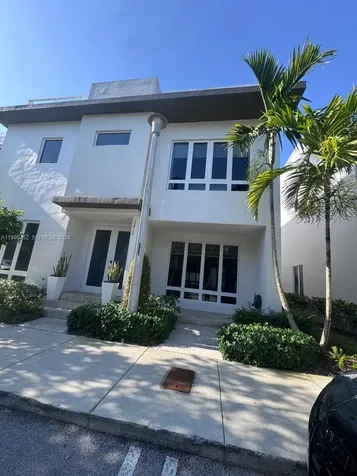 10412 NW 63rd Terrace Doral FL 33178