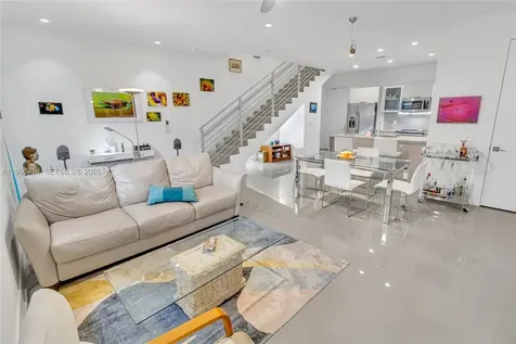 1045 NE 18th Avenue Fort Lauderdale FL 33304