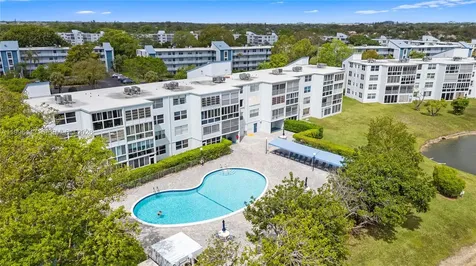 7640 NW 18th Street Margate FL 33063