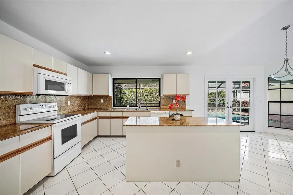 6005 Buena Vista Court Boca Raton FL 33433