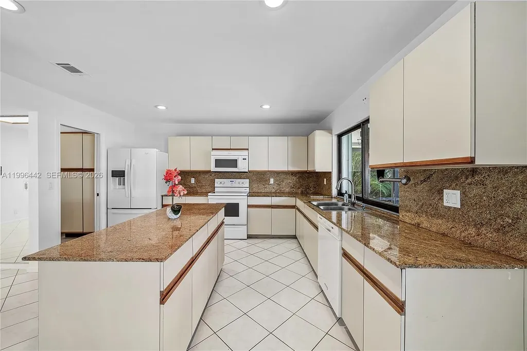 6005 Buena Vista Court Boca Raton FL 33433