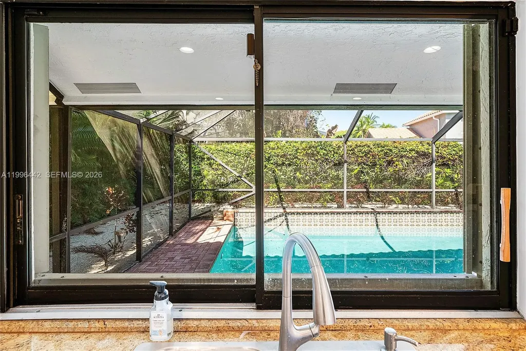 6005 Buena Vista Court Boca Raton FL 33433