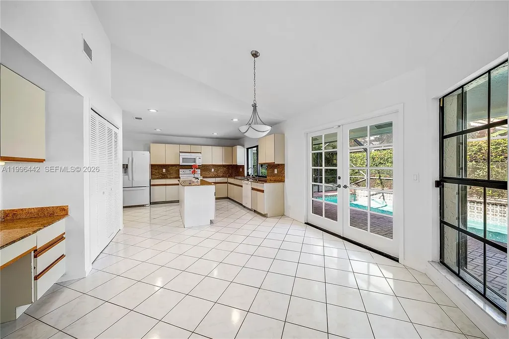6005 Buena Vista Court Boca Raton FL 33433