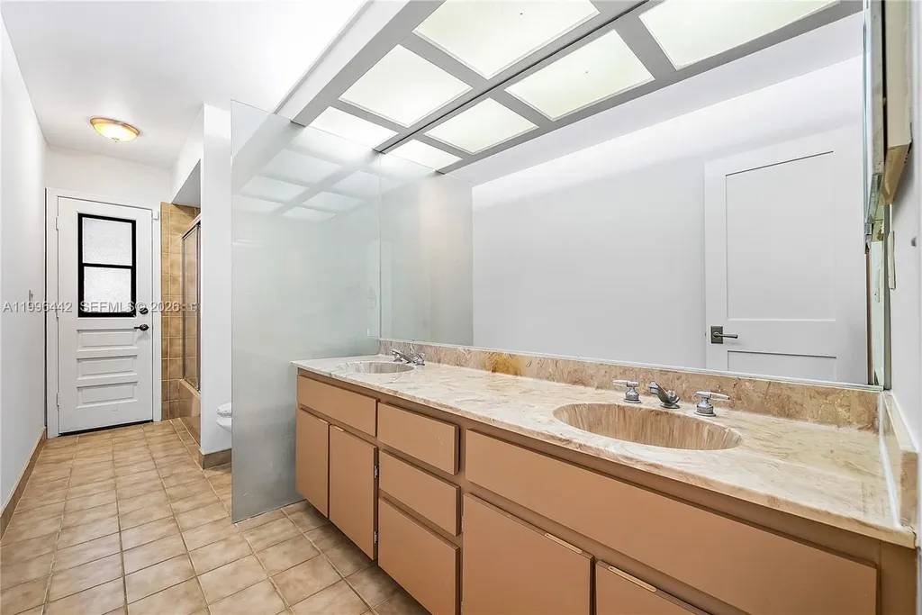 6005 Buena Vista Court Boca Raton FL 33433