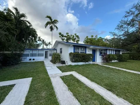 325 NE 131st Street North Miami FL 33161