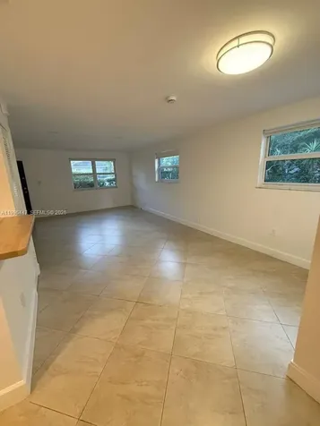 325 NE 131st Street North Miami FL 33161