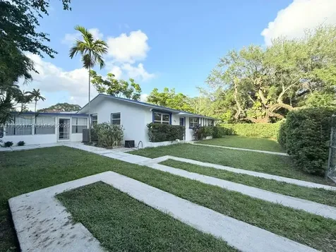 325 NE 131st Street North Miami FL 33161