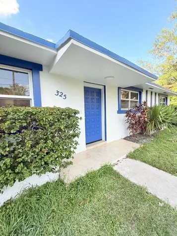 325 NE 131st Street North Miami FL 33161