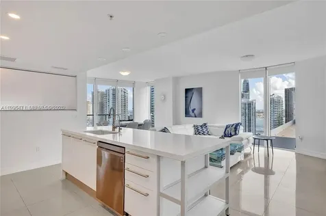 185 SW 7th Street Miami FL 33130