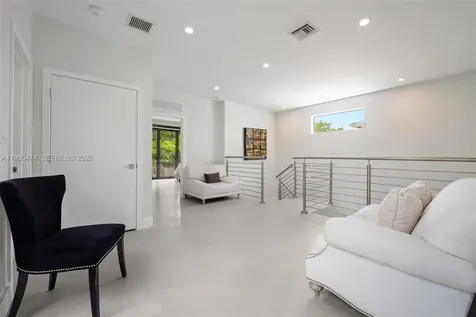 5735 SW 35th Street Miami FL 33155