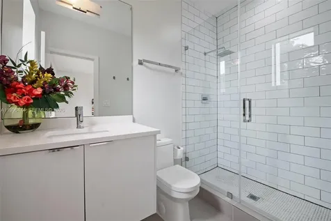 5735 SW 35th Street Miami FL 33155
