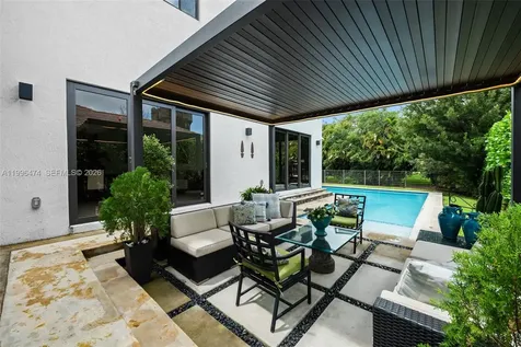 5735 SW 35th Street Miami FL 33155