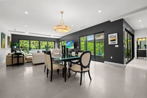 5735 SW 35th Street Miami FL 33155
