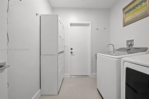 5735 SW 35th Street Miami FL 33155