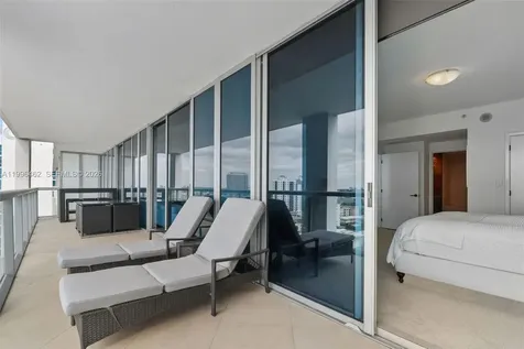 6799 Collins Avenue Miami Beach FL 33141
