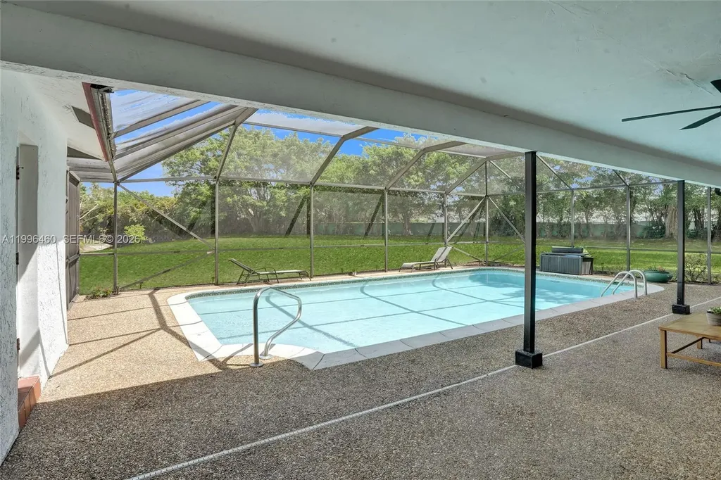 18428 S 102nd Way S Boca Raton FL 33498