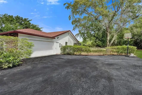 18428 S 102nd Way S Boca Raton FL 33498