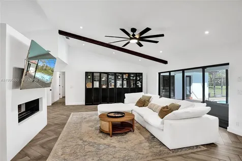 18428 S 102nd Way S Boca Raton FL 33498