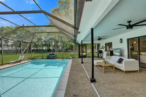 18428 S 102nd Way S Boca Raton FL 33498
