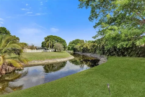 18428 S 102nd Way S Boca Raton FL 33498