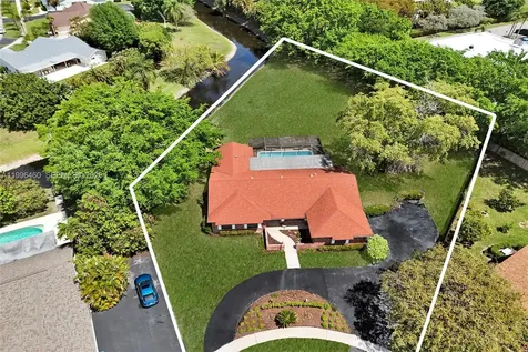 18428 S 102nd Way S Boca Raton FL 33498