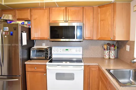 9881 Sunrise Lakes Boulevard Sunrise FL 33322