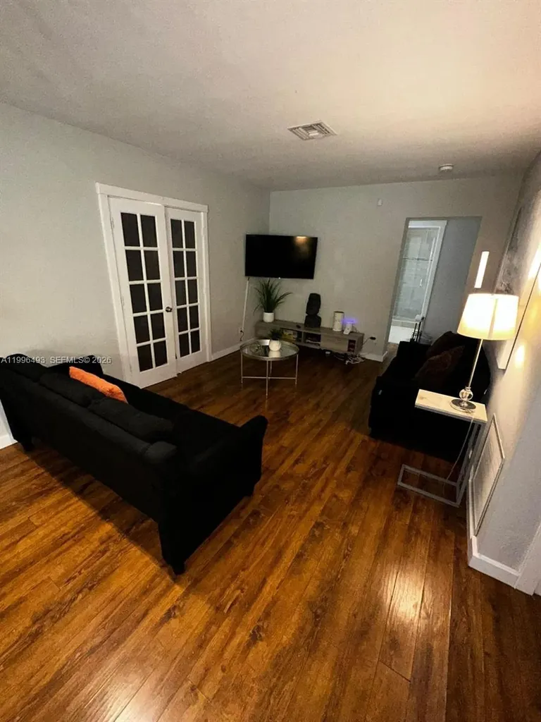 1448 Dewey Street Hollywood FL 33020