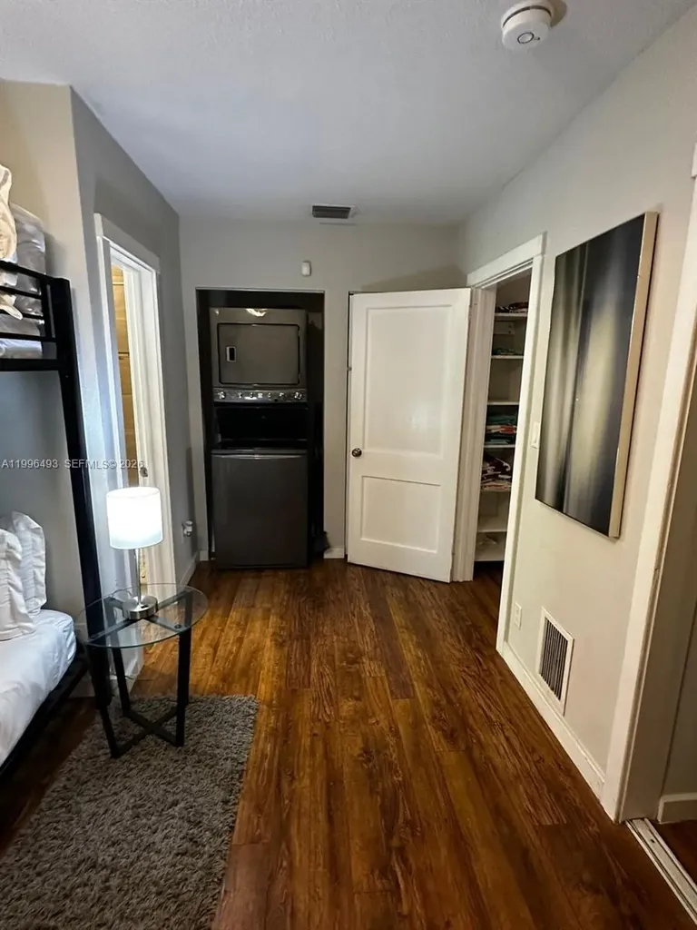 1448 Dewey Street Hollywood FL 33020
