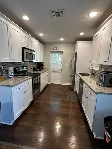 1448 Dewey Street Hollywood FL 33020