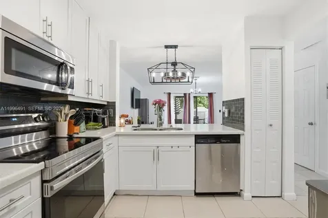 11719 NW 11th Street Pembroke Pines FL 33026
