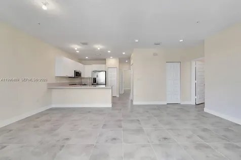 6420 NW 102nd Path Doral FL 33178