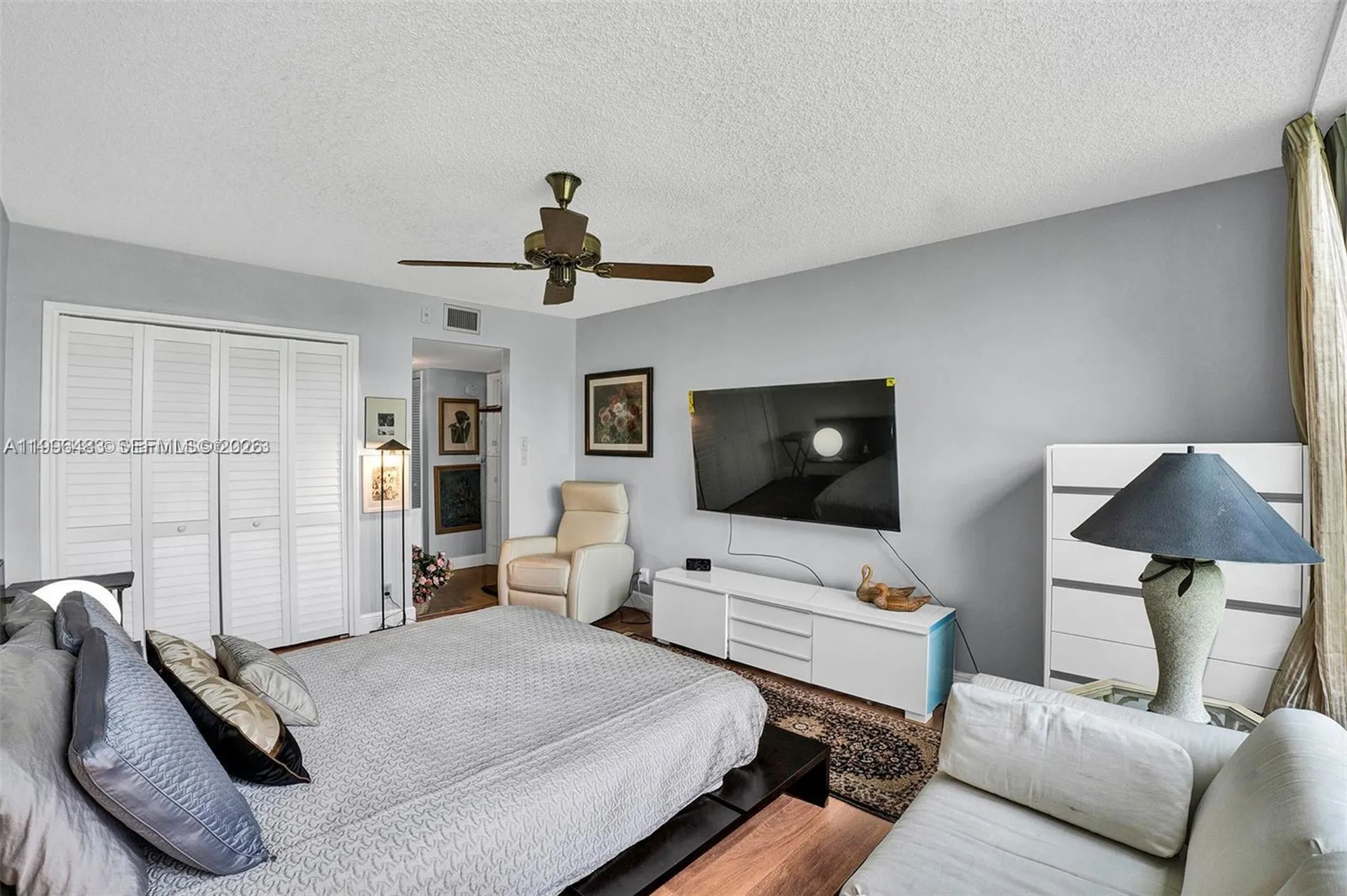 3970 Oaks Clubhouse Drive Pompano Beach FL 33069