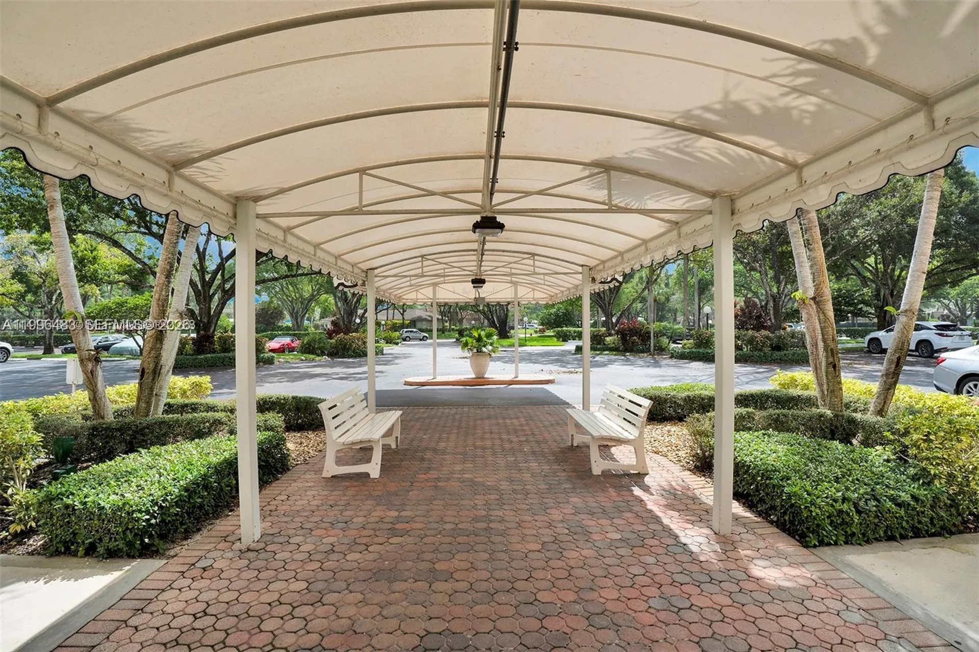 3970 Oaks Clubhouse Drive Pompano Beach FL 33069