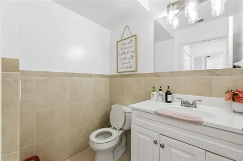 2817 NW 99th Terrace Sunrise FL 33322