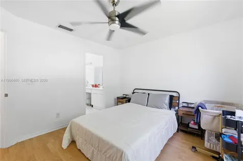 2817 NW 99th Terrace Sunrise FL 33322