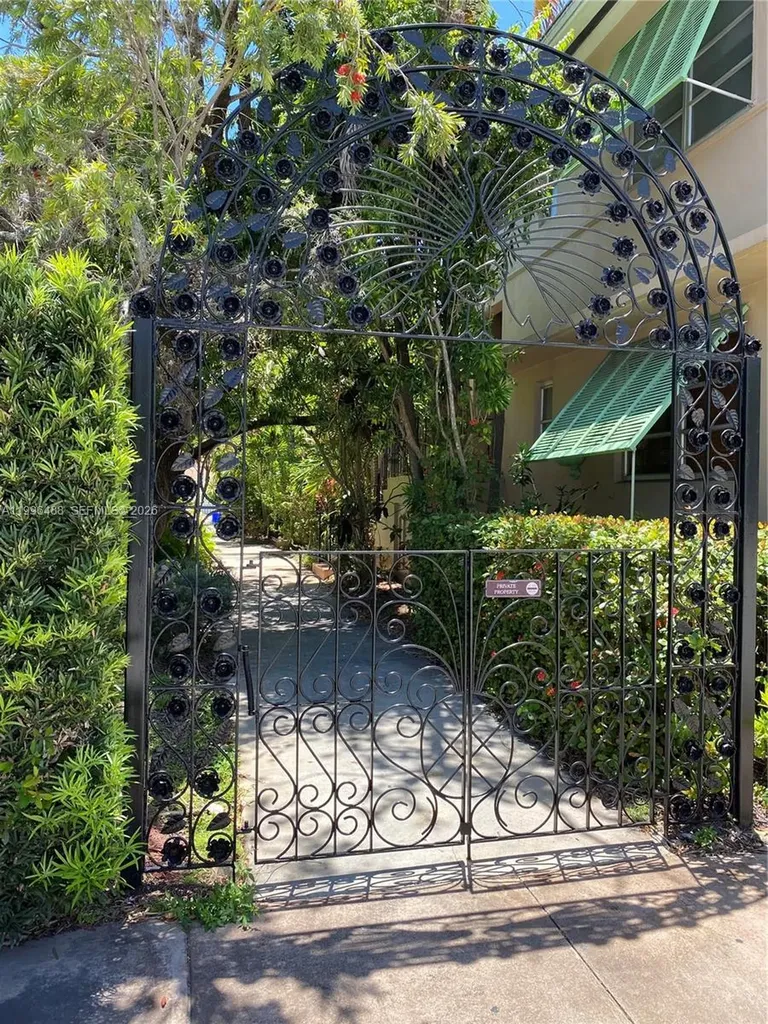 40 Almeria Avenue Coral Gables FL 33134