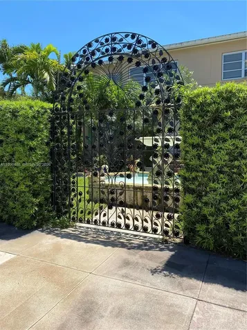 40 Almeria Avenue Coral Gables FL 33134