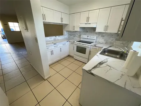 14902 SW 82nd Lane Miami FL 33193