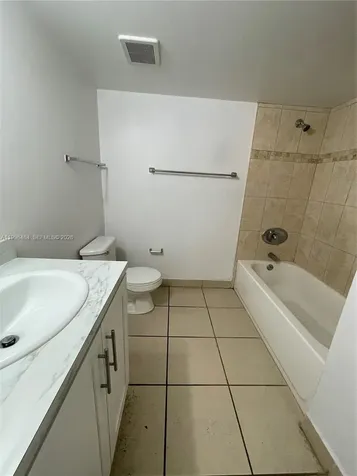 14902 SW 82nd Lane Miami FL 33193