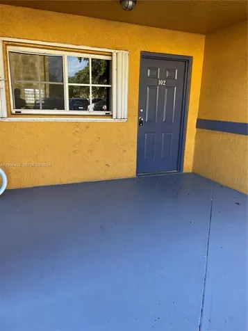 14902 SW 82nd Lane Miami FL 33193