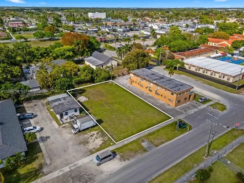 123 NW 6th Street Homestead FL 33030