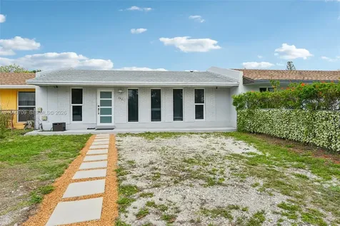 2951 NW 195th Street Miami Gardens FL 33056