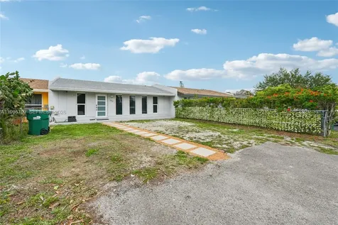 2951 NW 195th Street Miami Gardens FL 33056
